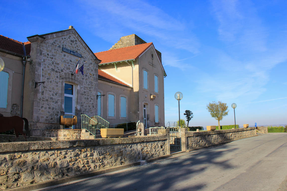 Espiens, dans les coteaux, vers le château de Salles, Espiens - photo 12