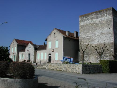 Espiens, dans les coteaux, vers le château de Salles, Espiens - photo 2