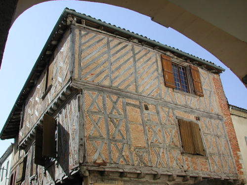 Damazan, la bastide du Canal de Garonne, Damazan