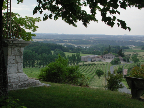 Soumensac, un village perché au coeur du vignoble de Duras, Soumensac