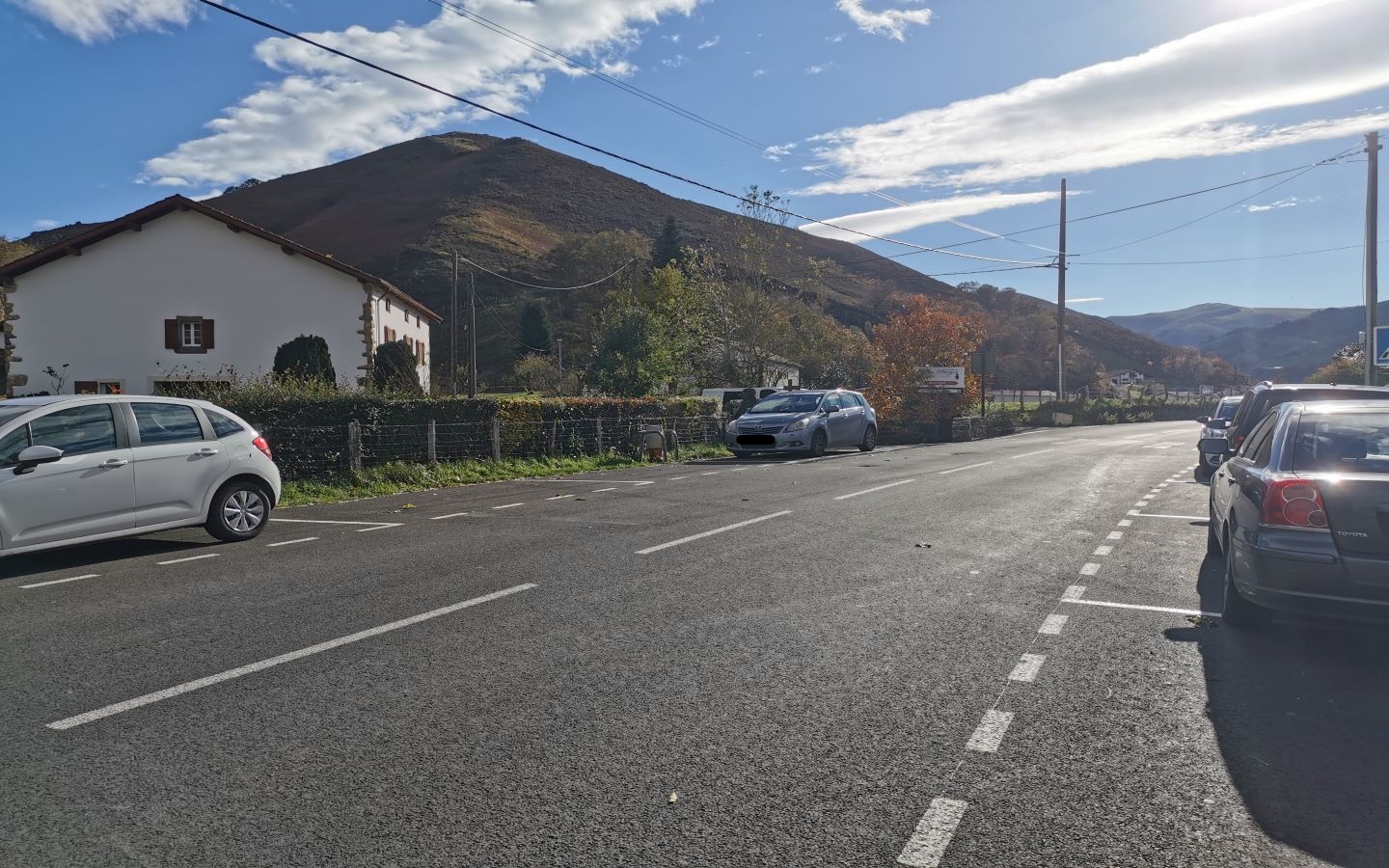 Aire de covoiturage des Aldudes — Trasporti à Pays Basque