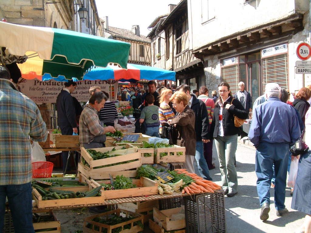 Marché traditionnel du dimanche, Issigeac