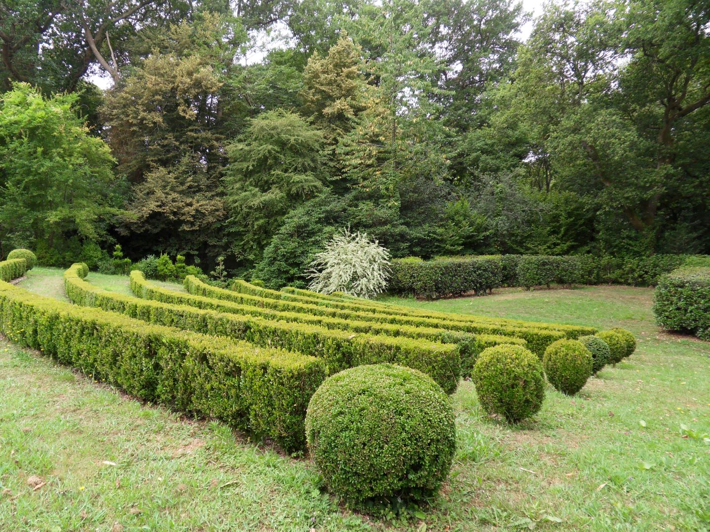 Jardins et dépendances du Château de Viven, Viven - photo 3