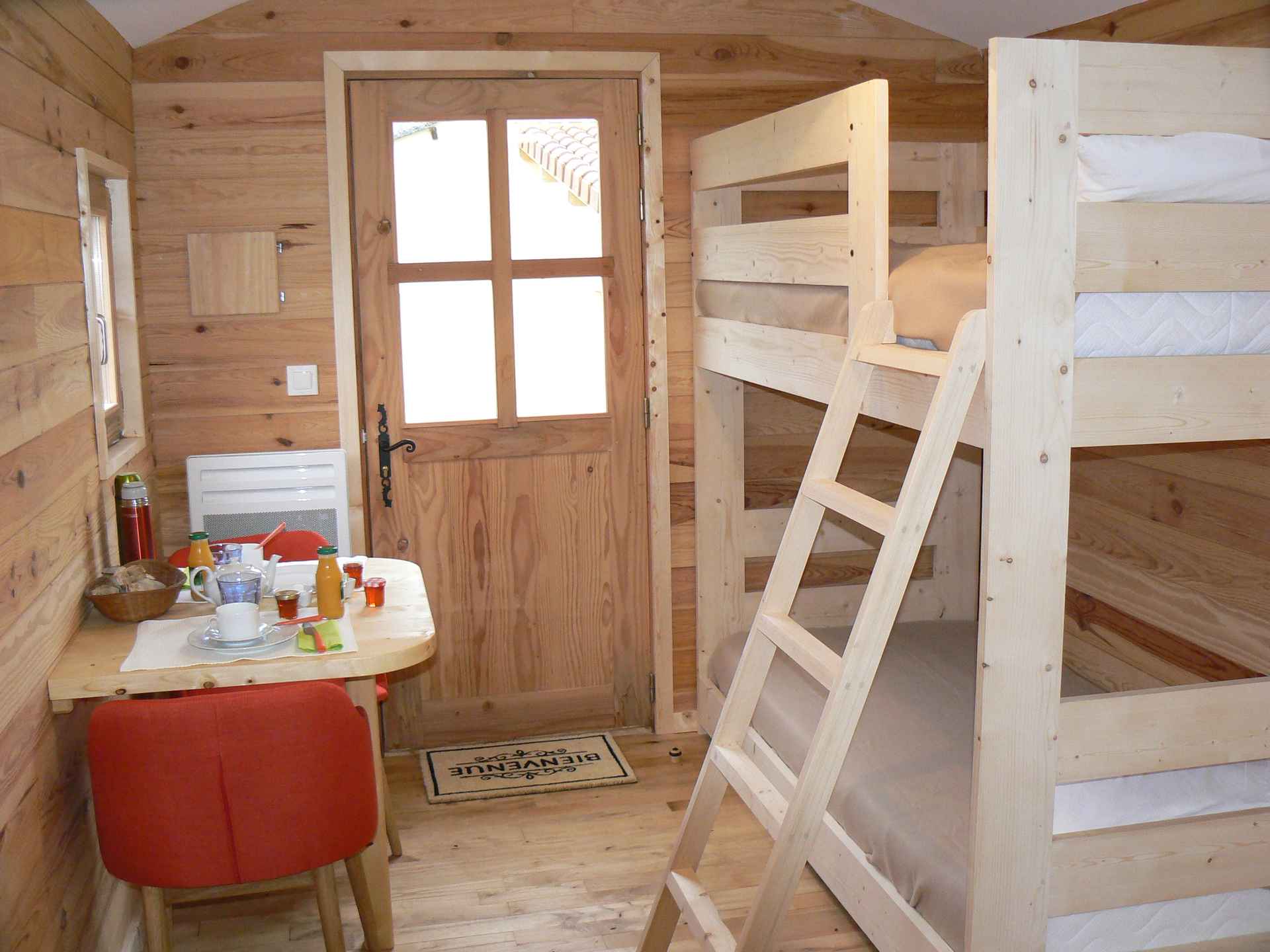 Le Jardin de Beyssin - Roulotte à la Ferme - photo 3