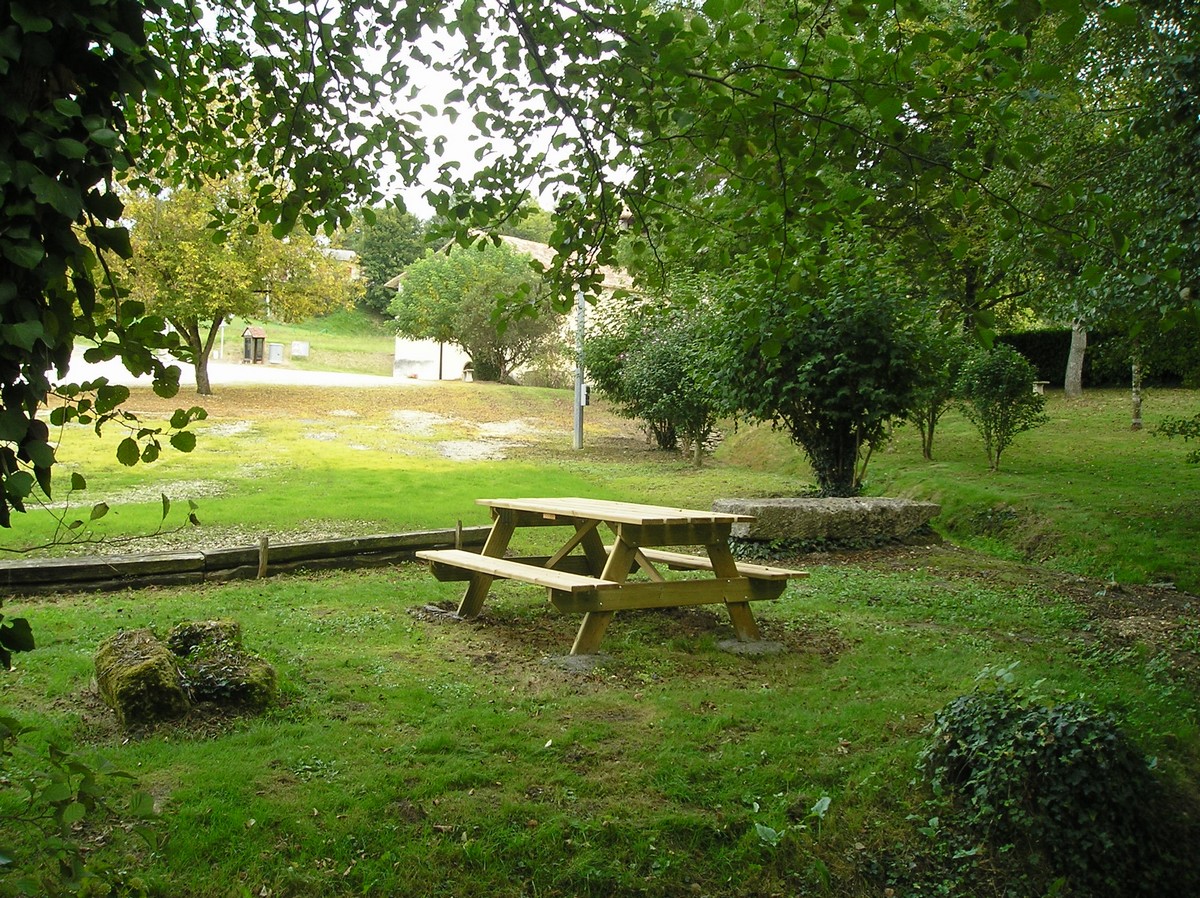 Aire de pique-nique de Jaure - photo 4