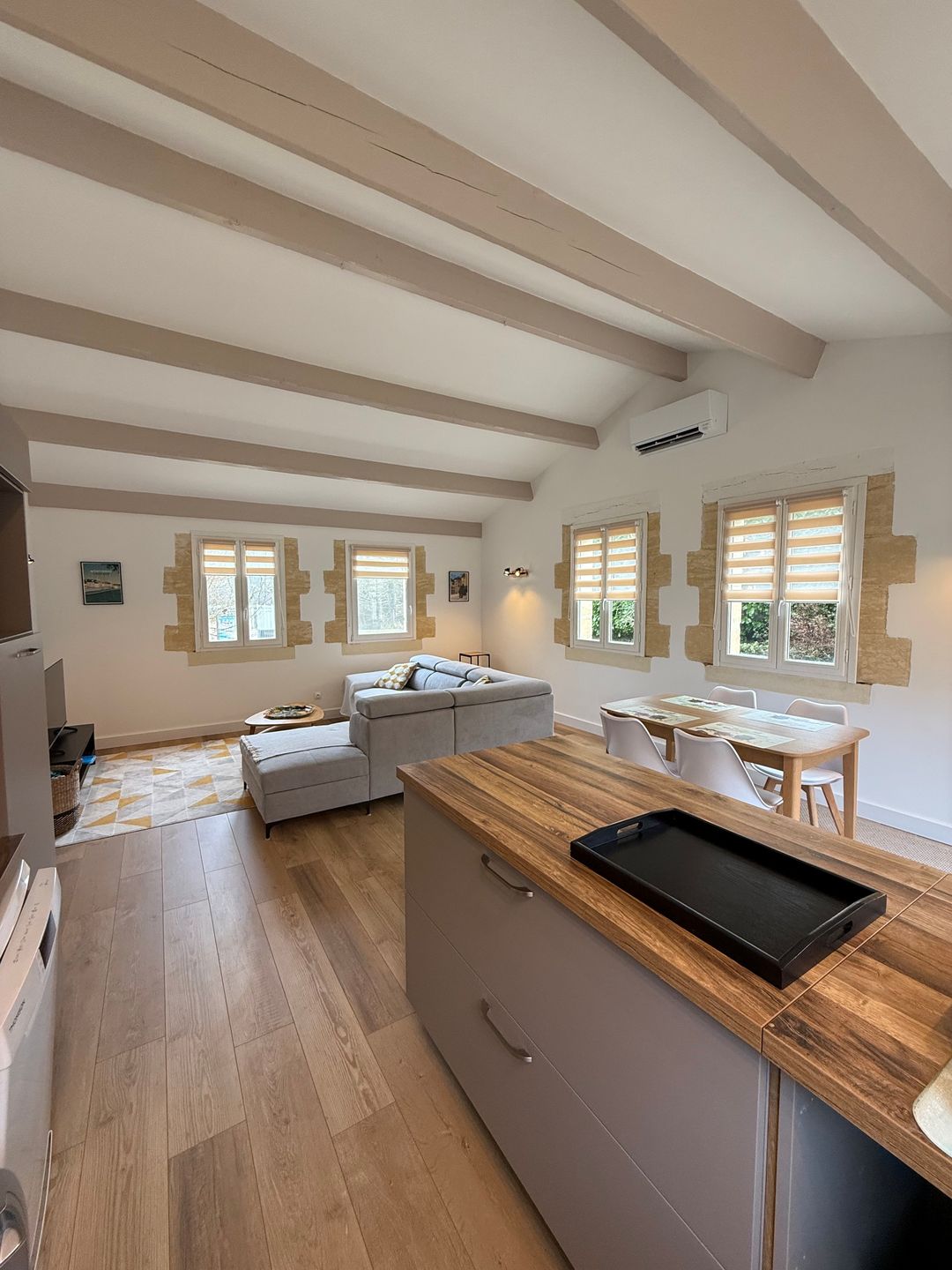 Les Gîtes de la Joubertie - l'Ostal, Salon - photo 4