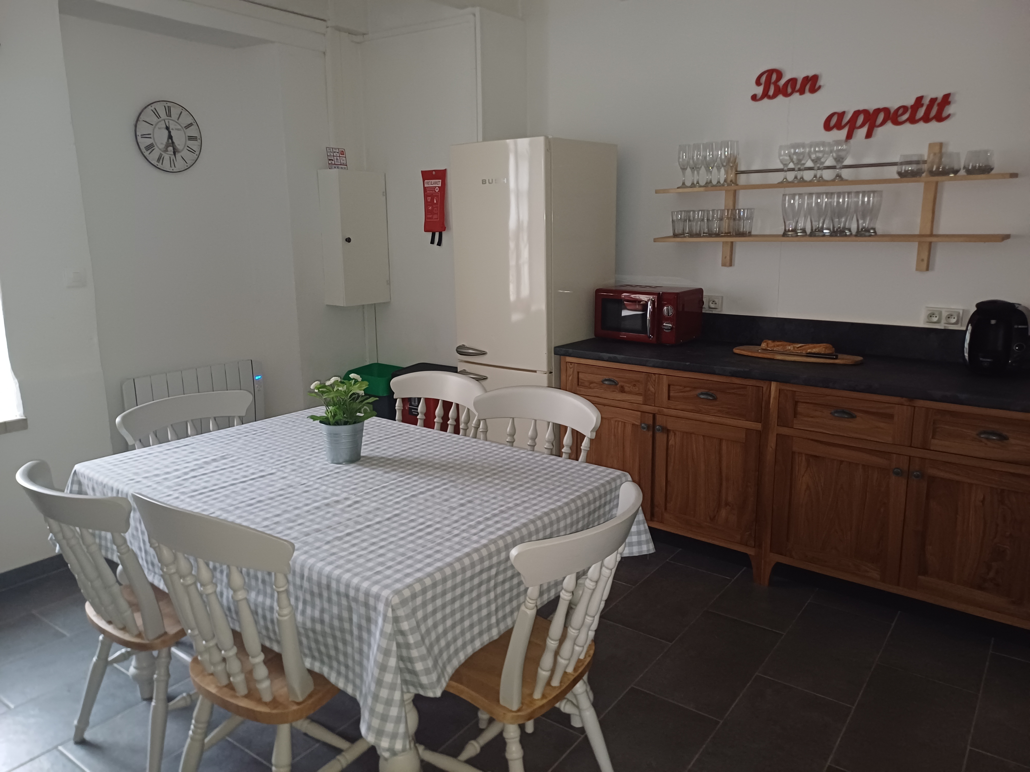 Vue de l’Eglise, Brux - photo 8