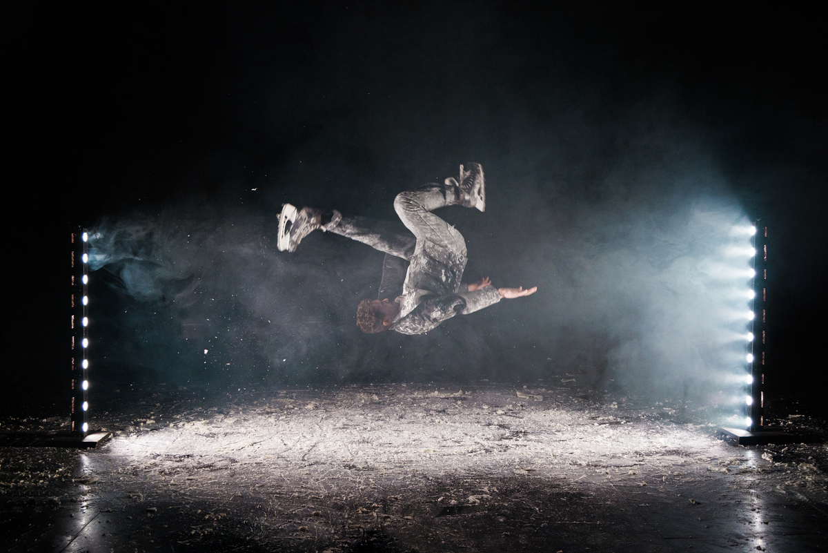 Agora Pôle National Cirque - La Coulée / Compagnie La Friche