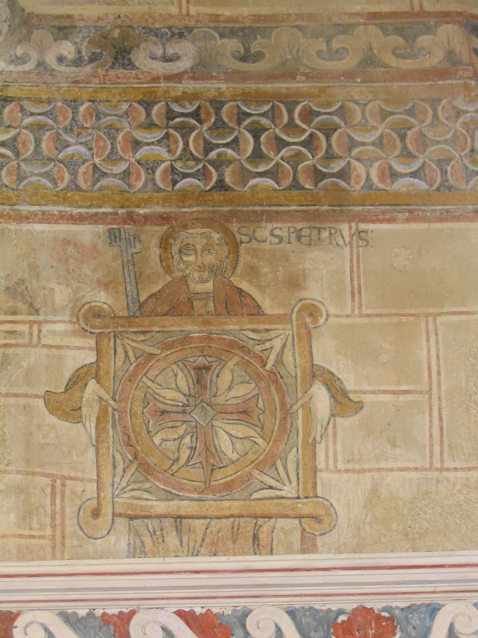Découverte des peintures murales d'une commanderie hospitalière et d'une abbaye cistercienne