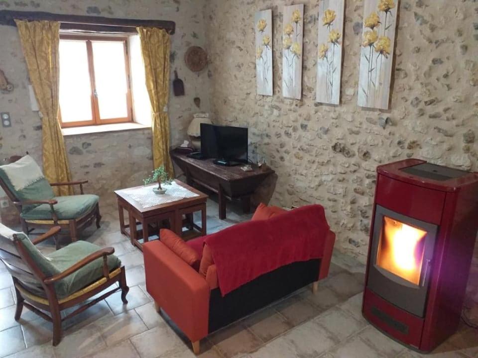 Gîte de la Petite Burnie, Biras - photo 3