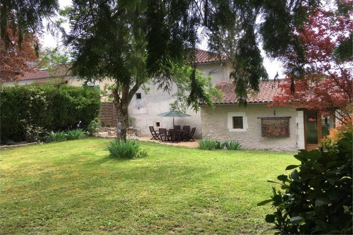 Madame Aleksandra LAMB "Villa Sienna", Montagrier - photo 2