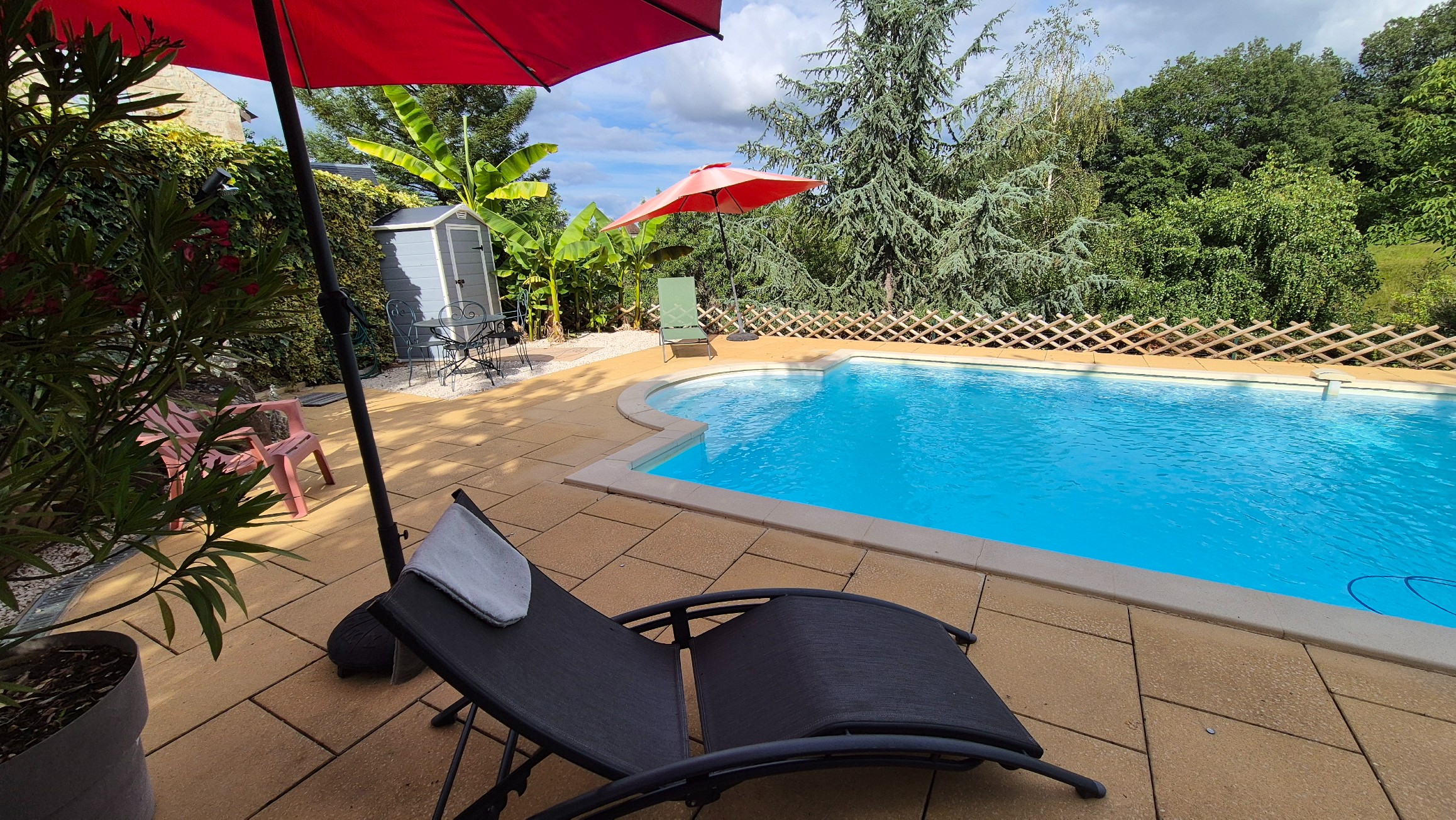 Le Bouscandier avec piscine privée proche Sarlat