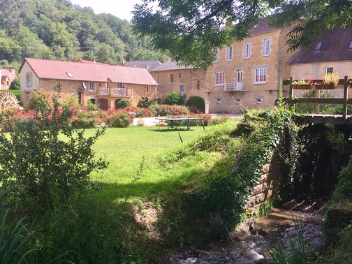 Le Moulin Aux Ans - Gîte La Cascade, Archignac