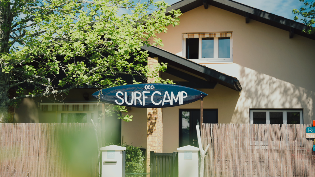 Oco Surf Camp