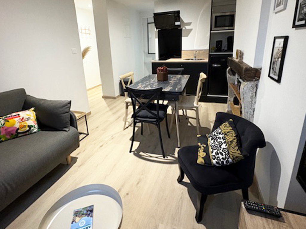 Location "La Villa Louana" #4 - photo 3