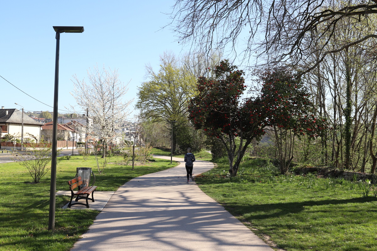 Voie verte Corrèze entre la gare d'Aubazine et St-Pantaléon de Larche via Brive — photo 3