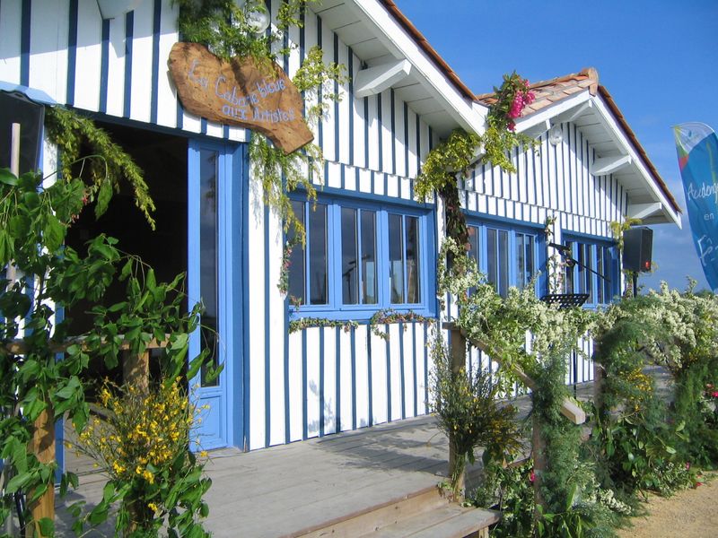 Exposition Cabane Bleue : atelier terre de nacre et aimère