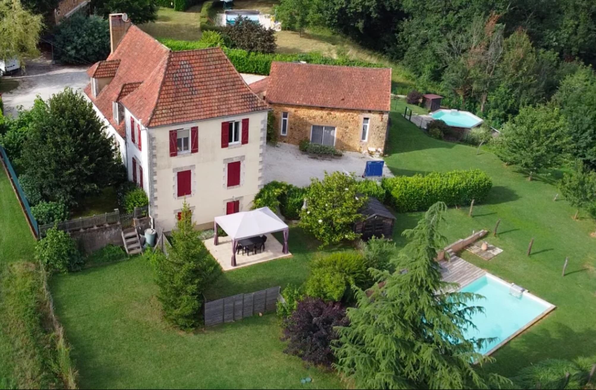 La P'tite Poule Rouge