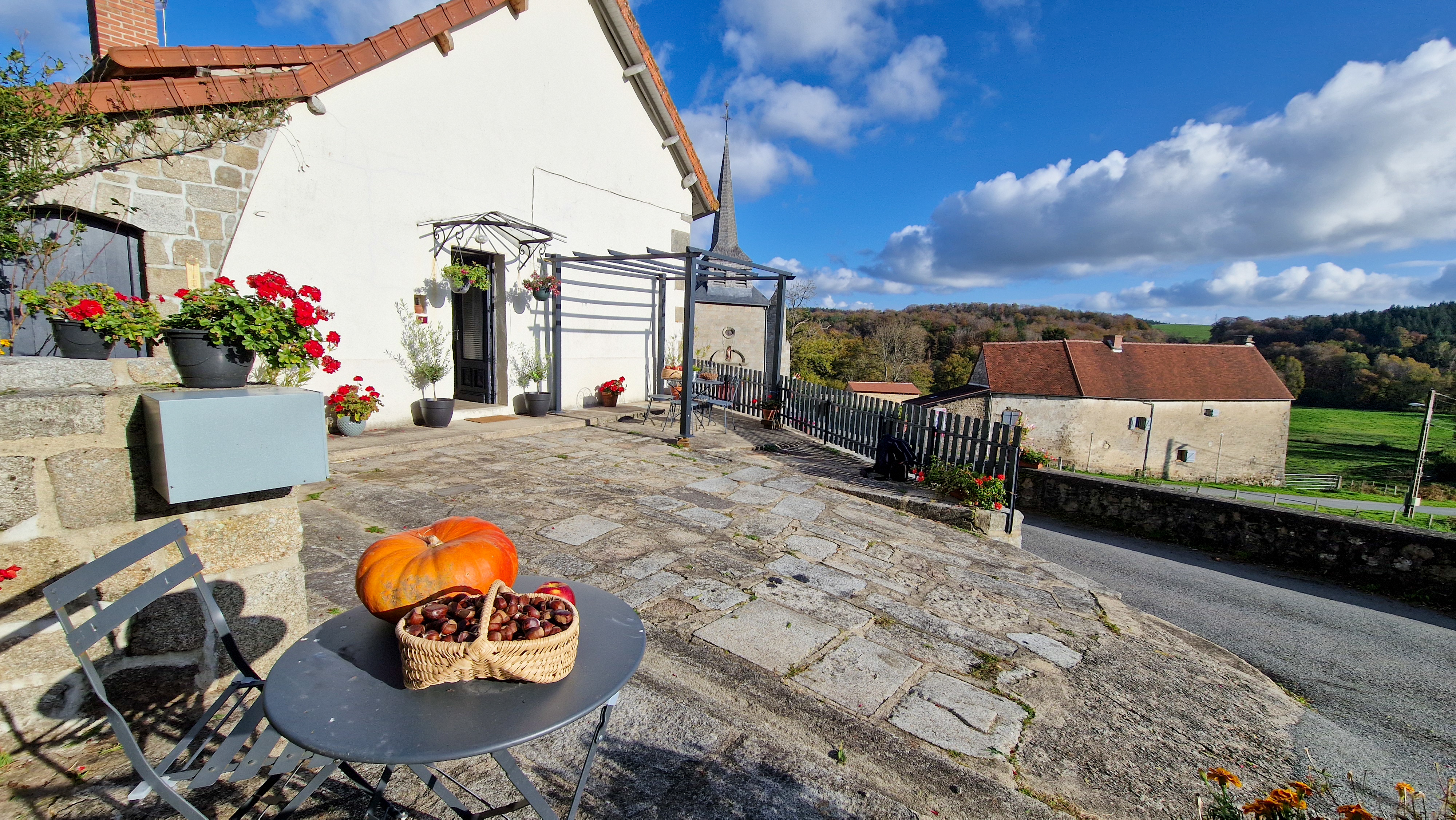 Gîte La Belle du Clocher, Saint-Pardoux-d'Arnet - photo 31