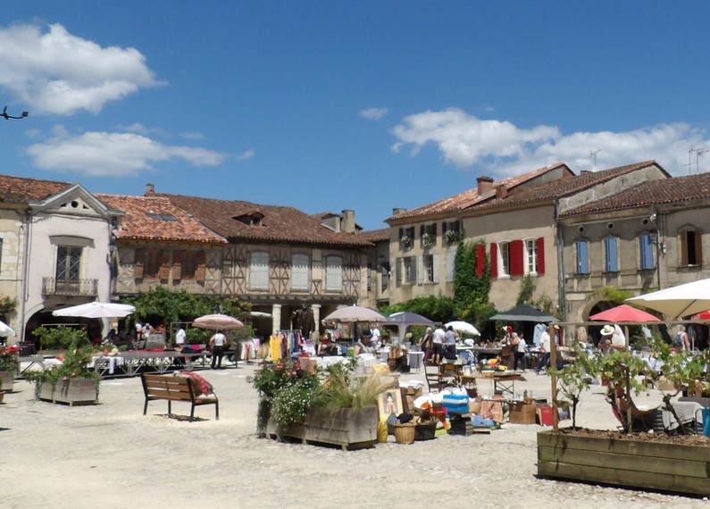 Vide greniers, Labastide-d'Armagnac - photo 3