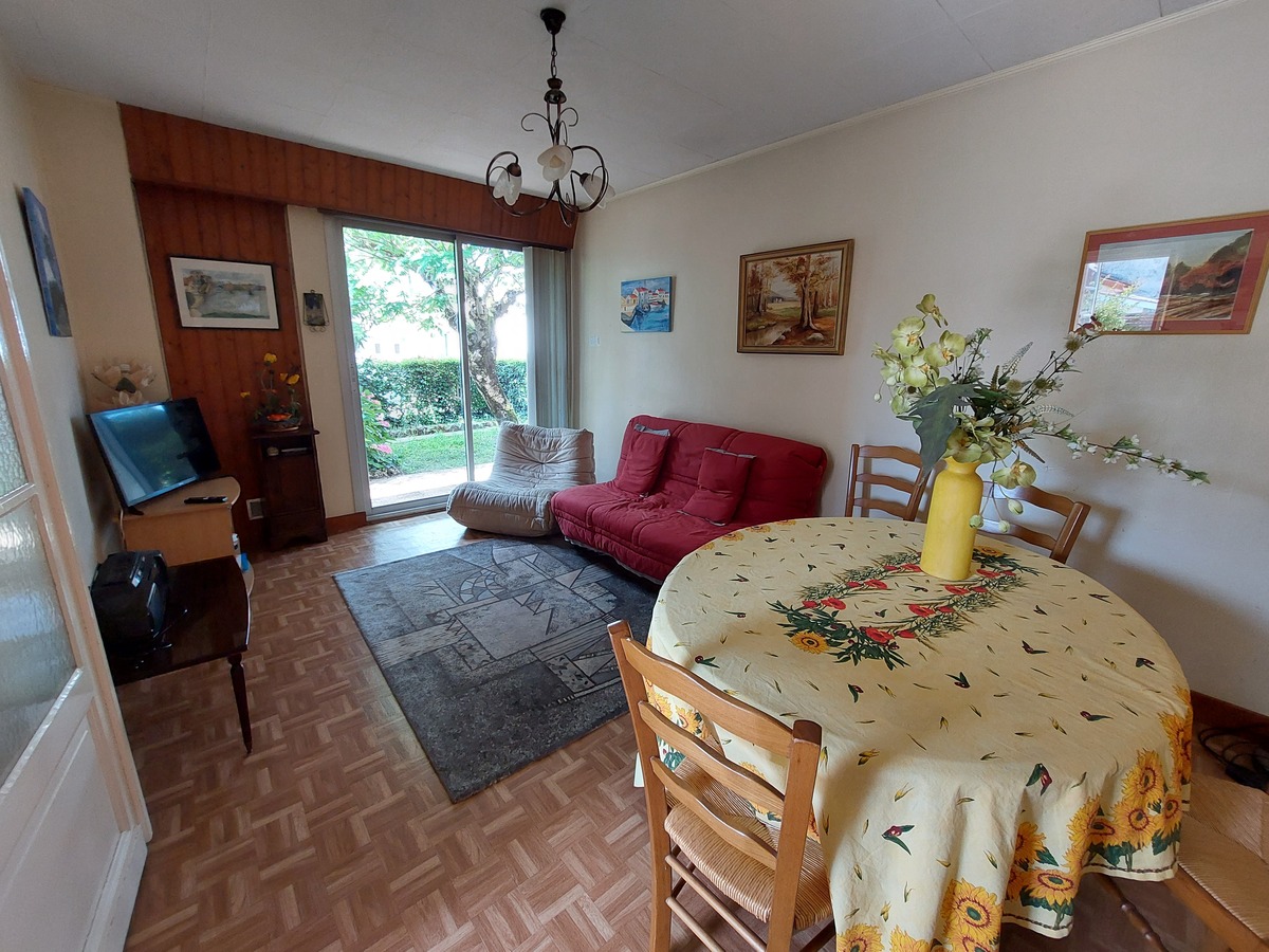 Madame Josette LAULANET, Bergerac - photo 2