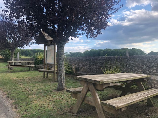 Aire de pique nique à Lavalade