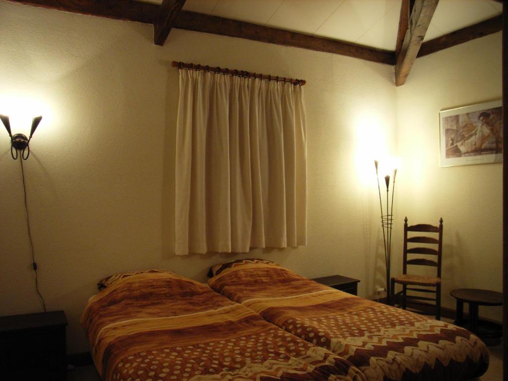 Domaine Les Pins - Gîte le Hêtre, Nanthiat