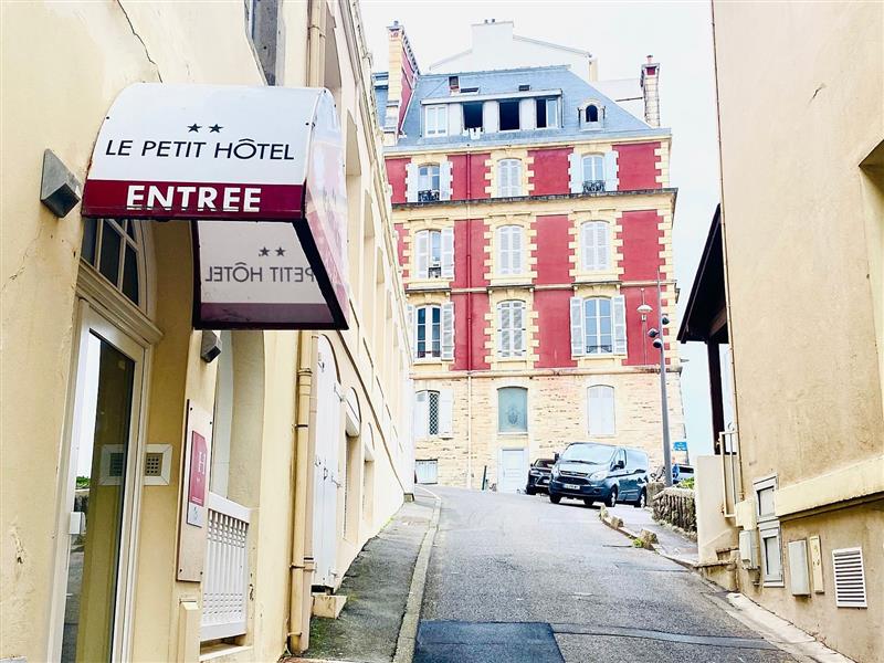 Le Petit Hôtel