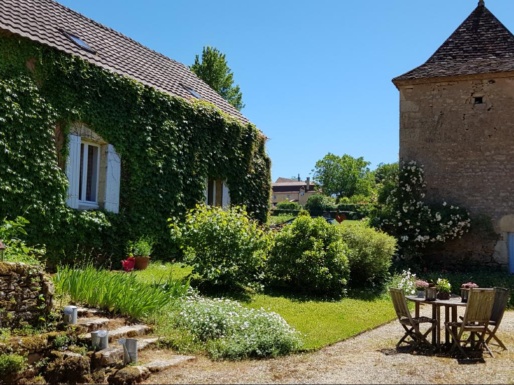 Le Clos Lascazes gîte "Bambouseraie", Le Buisson-de-Cadouin