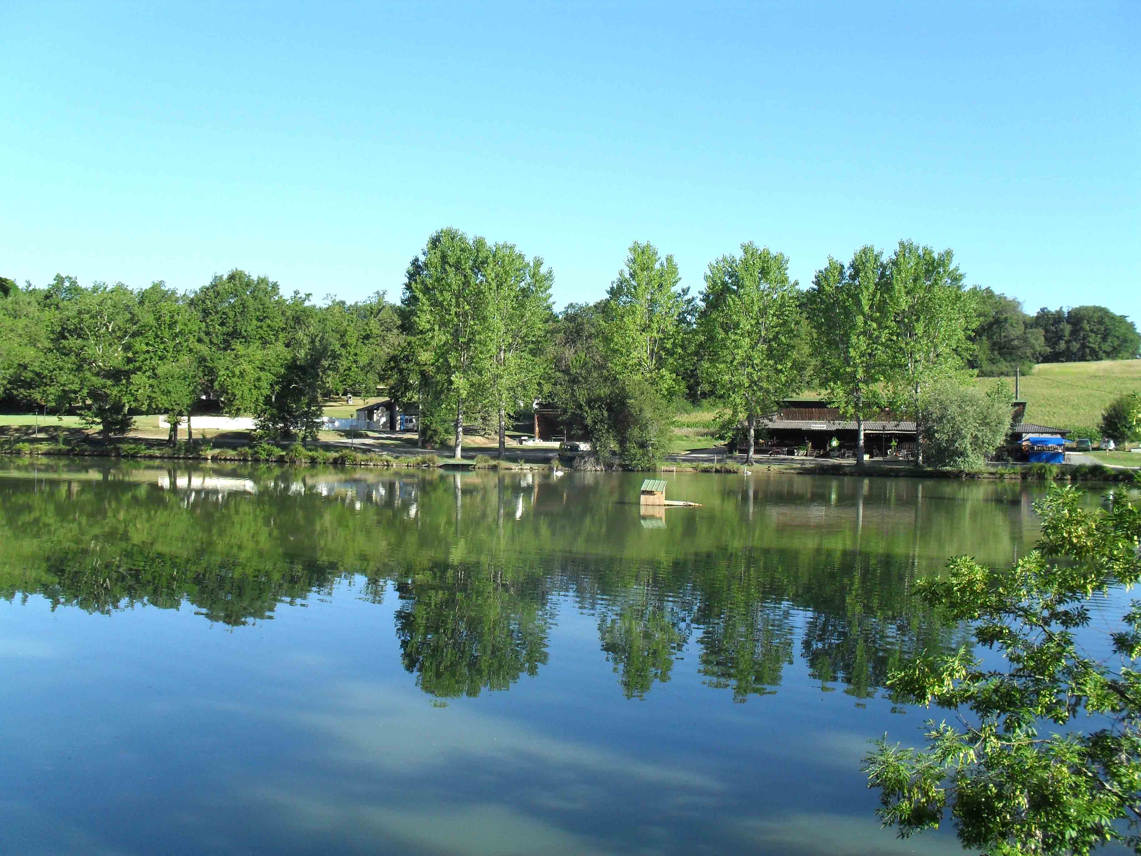 Camping du lac de Cancon - photo 2