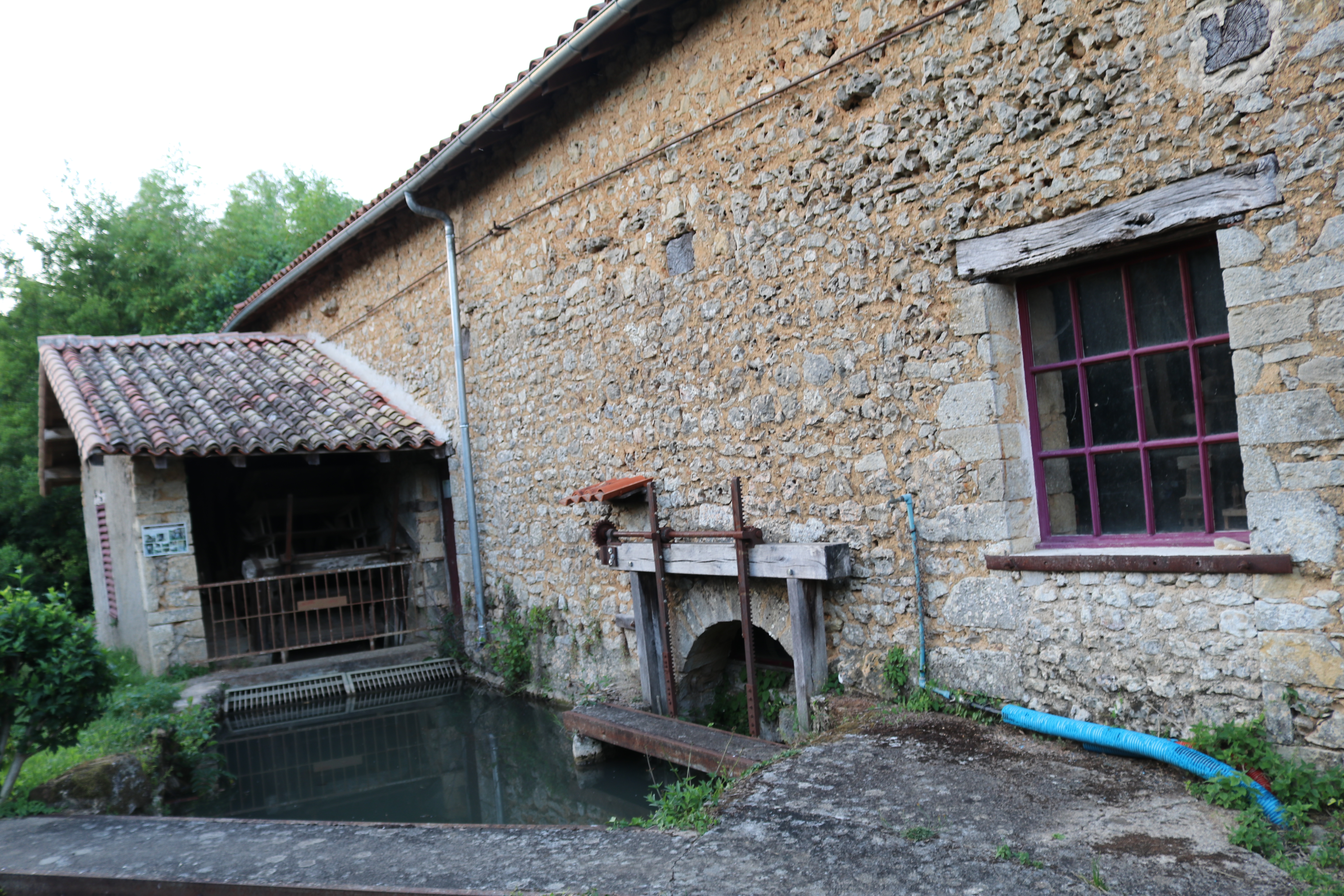 Moulin Robin, Château-Larcher