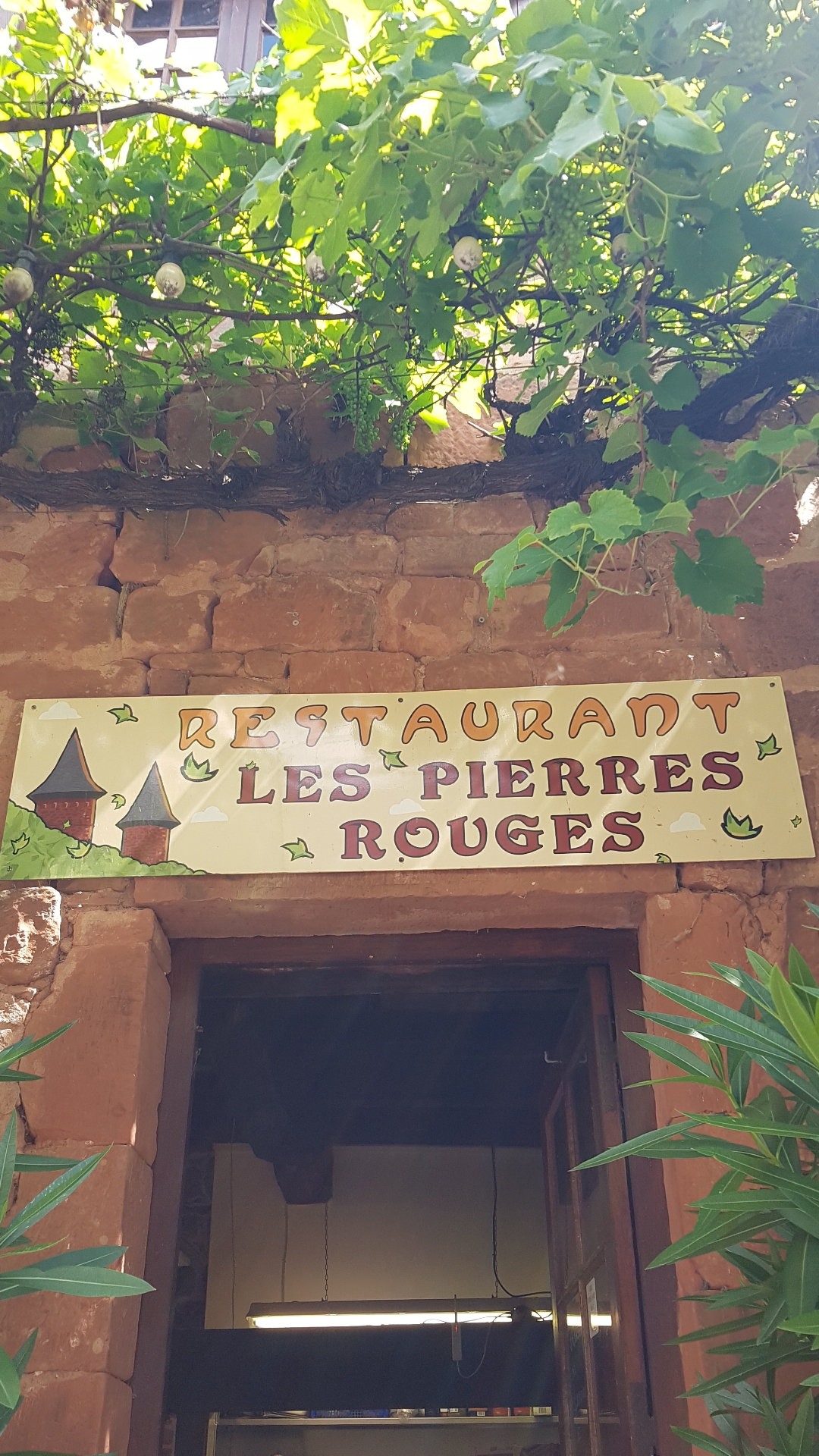 Restaurant Les Pierres Rouges