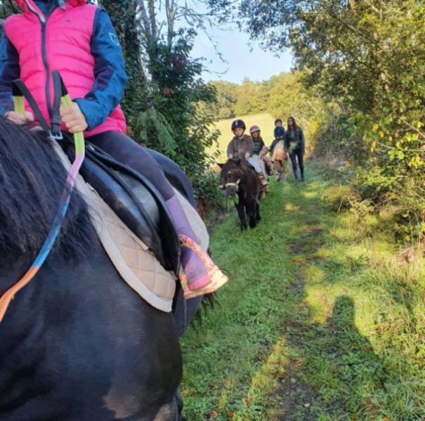 Été actif : Équitation : activités ludiques, Augignac