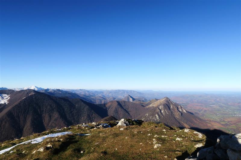 N°38 Cabanes et crêtes du Layens