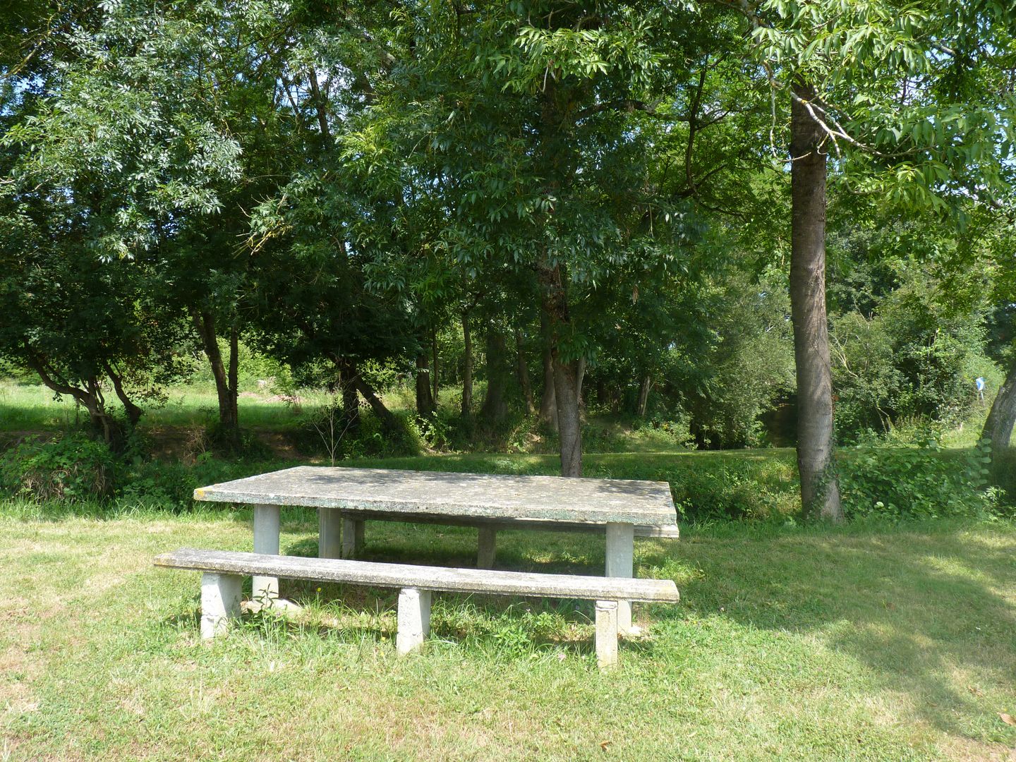 Aire de pique-nique du moulin de Bellegarde - photo 3