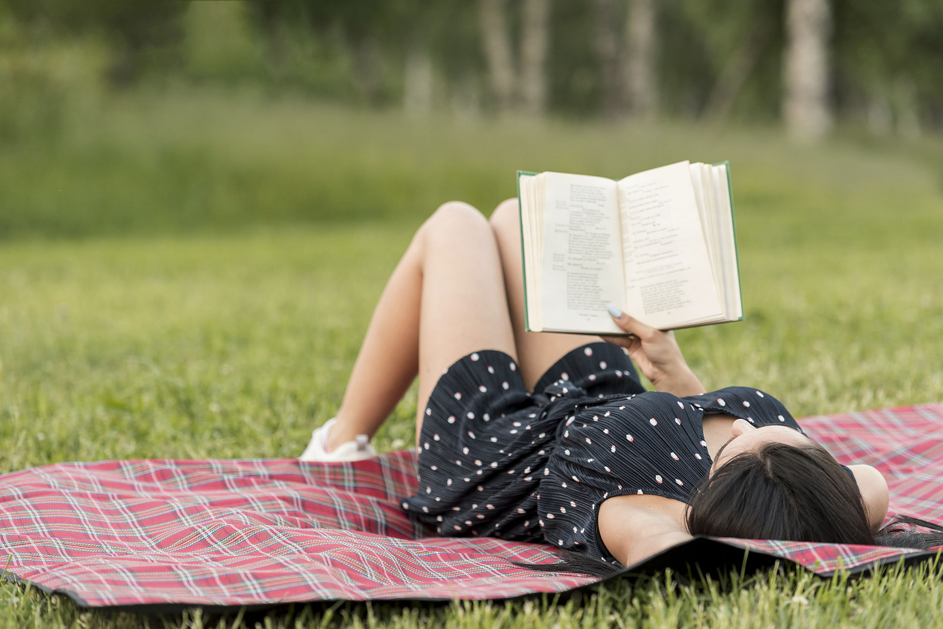 Lire sur l'herbe — visuel événement