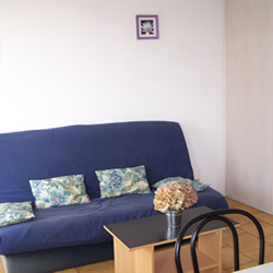 STUDIO DANS RESIDENCE BERTHAUD