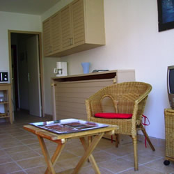 STUDIO DANS RESIDENCE LEIZAGOYEN
