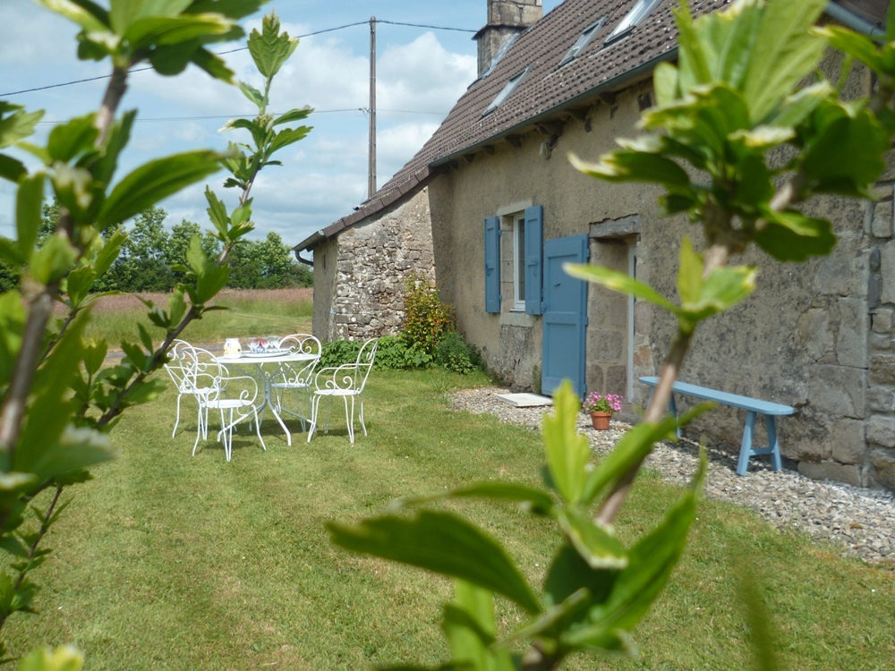 Vacances Idéales en Corrèze sur la Vallée de la Dordogne, Bassignac-le-Haut