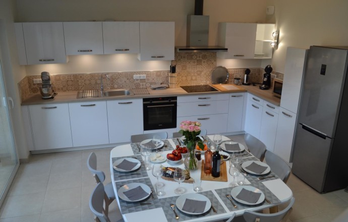 Les gîtes d'Hermance - Fakir, Lougratte