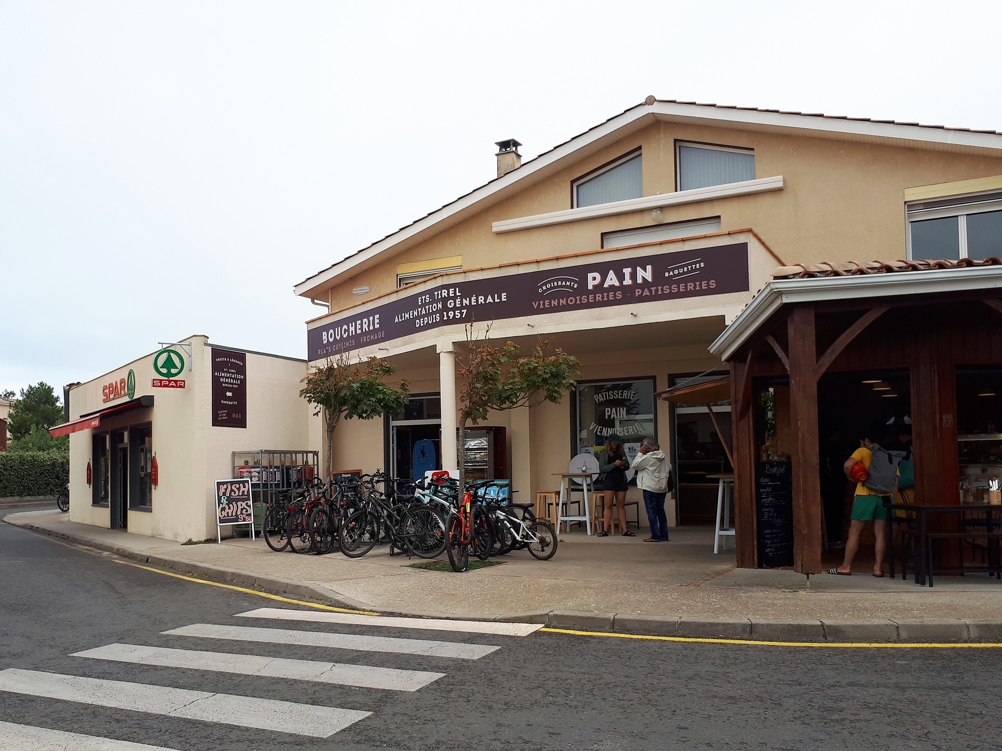 SPAR — photo 3