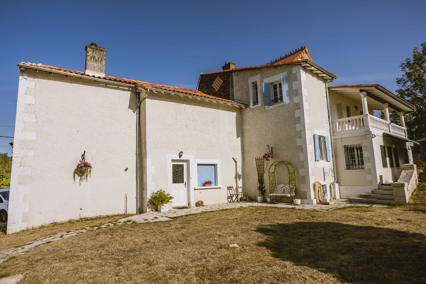 Gite Montague Court, Ribérac