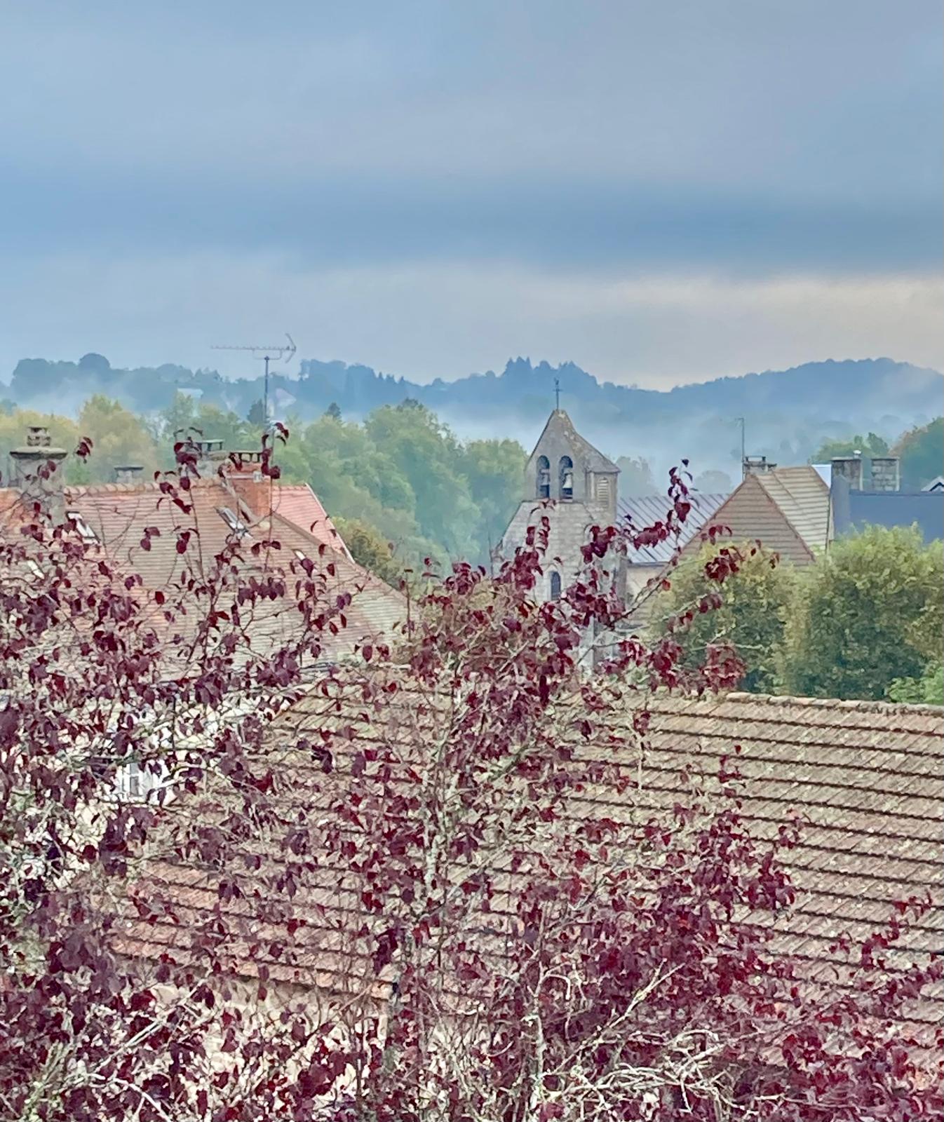 Chemin au fil de l'eau
