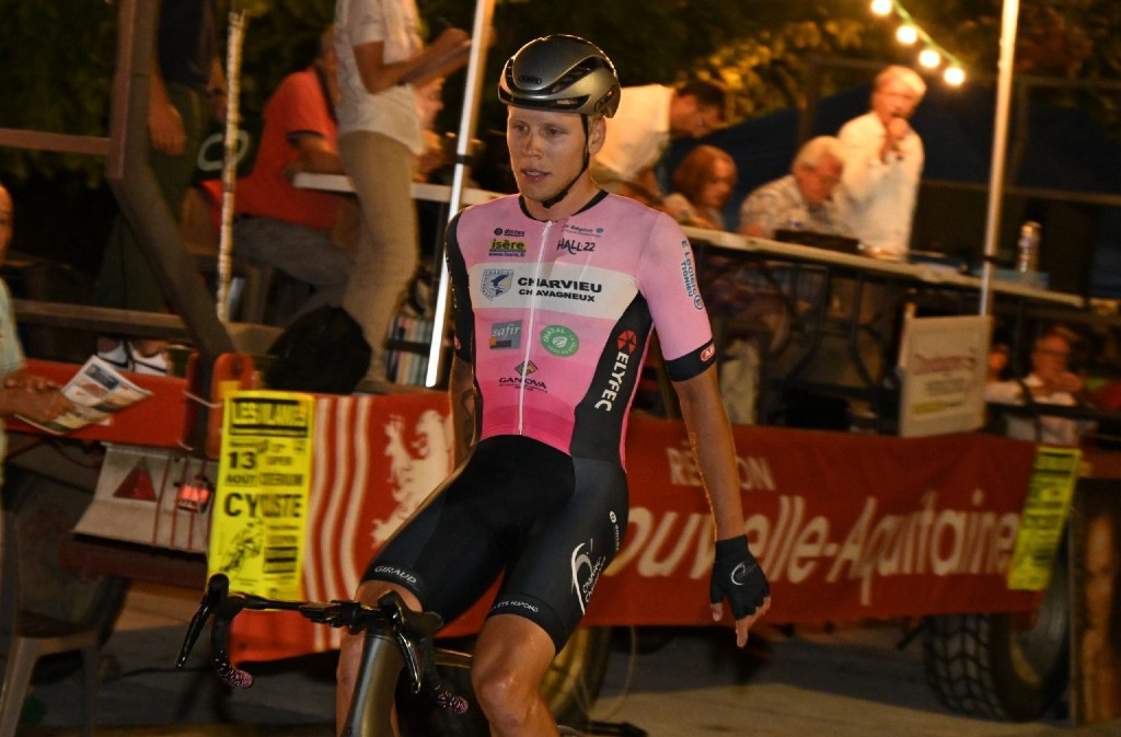 Nocturne de cyclisme, Monpazier