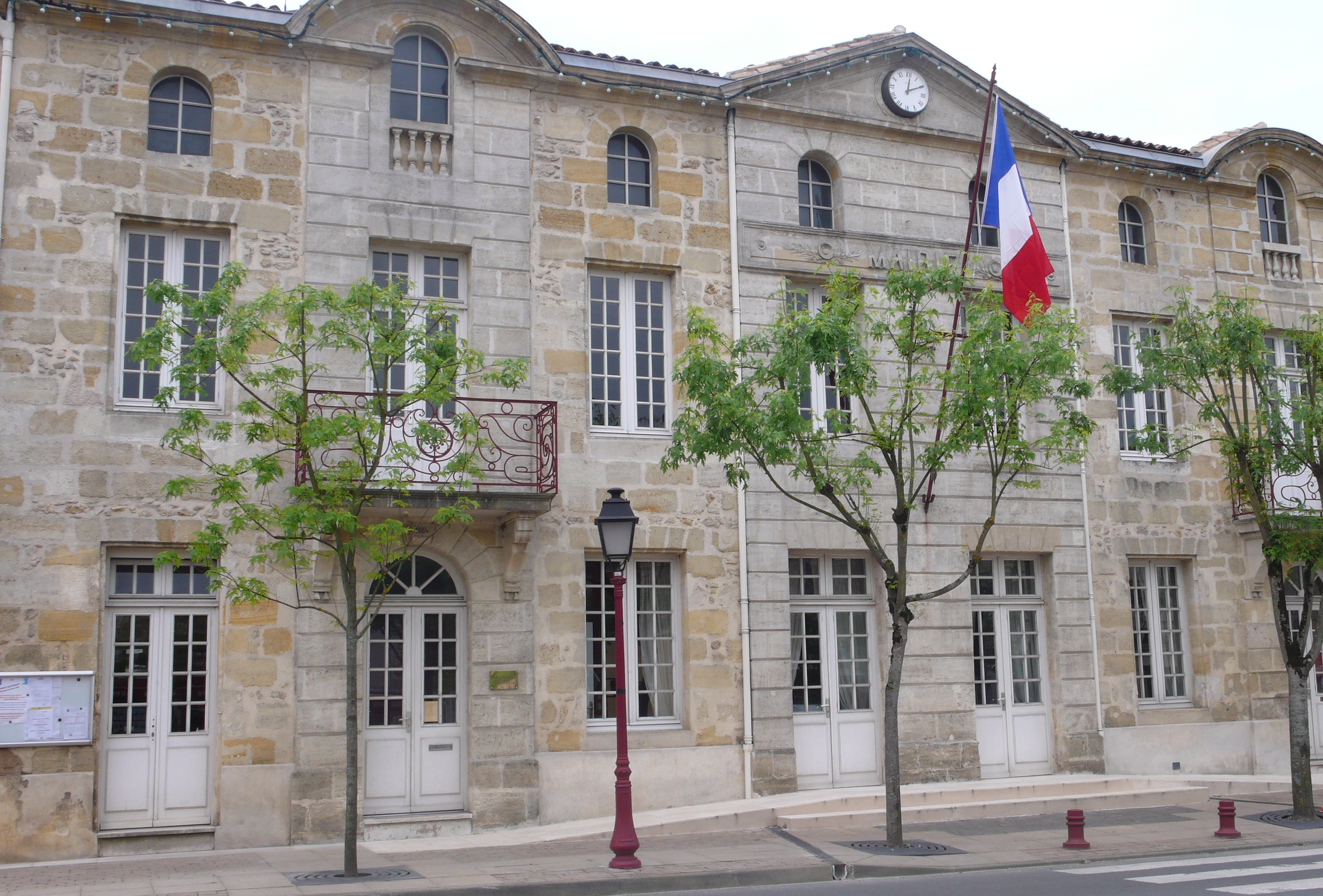 Bâtiment de la Mairie de Castres Gironde