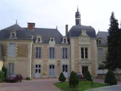 PL'Secrets : Le Château d'Angliers et son village