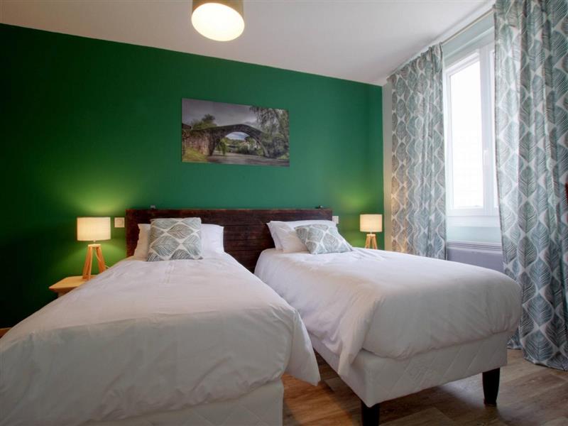 Monsieur Jean HOURET