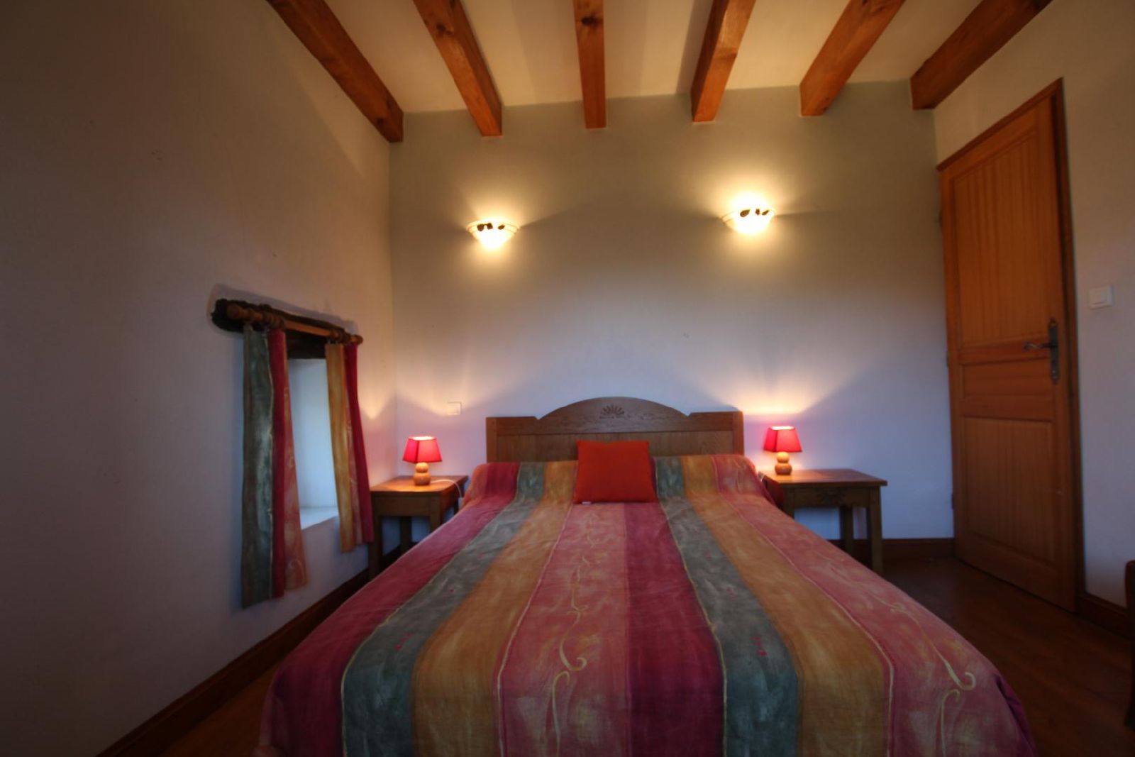 Madame Maite LUCU "Elgartea arrière"