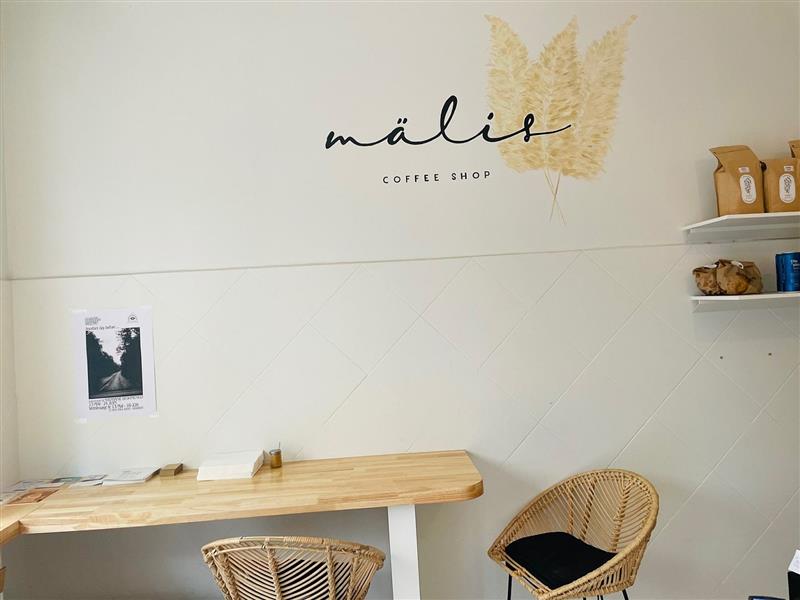 Mälis