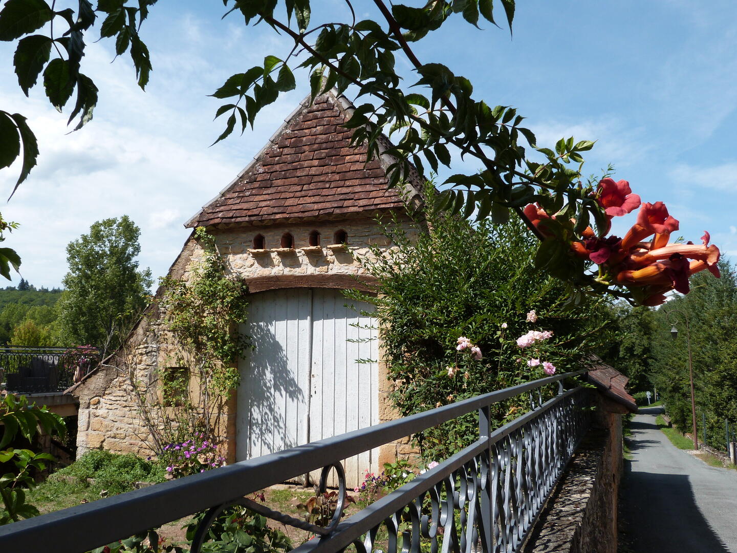 Boucle du Roc de la Pépue n°23 / Les Eyzies (Manaurie)